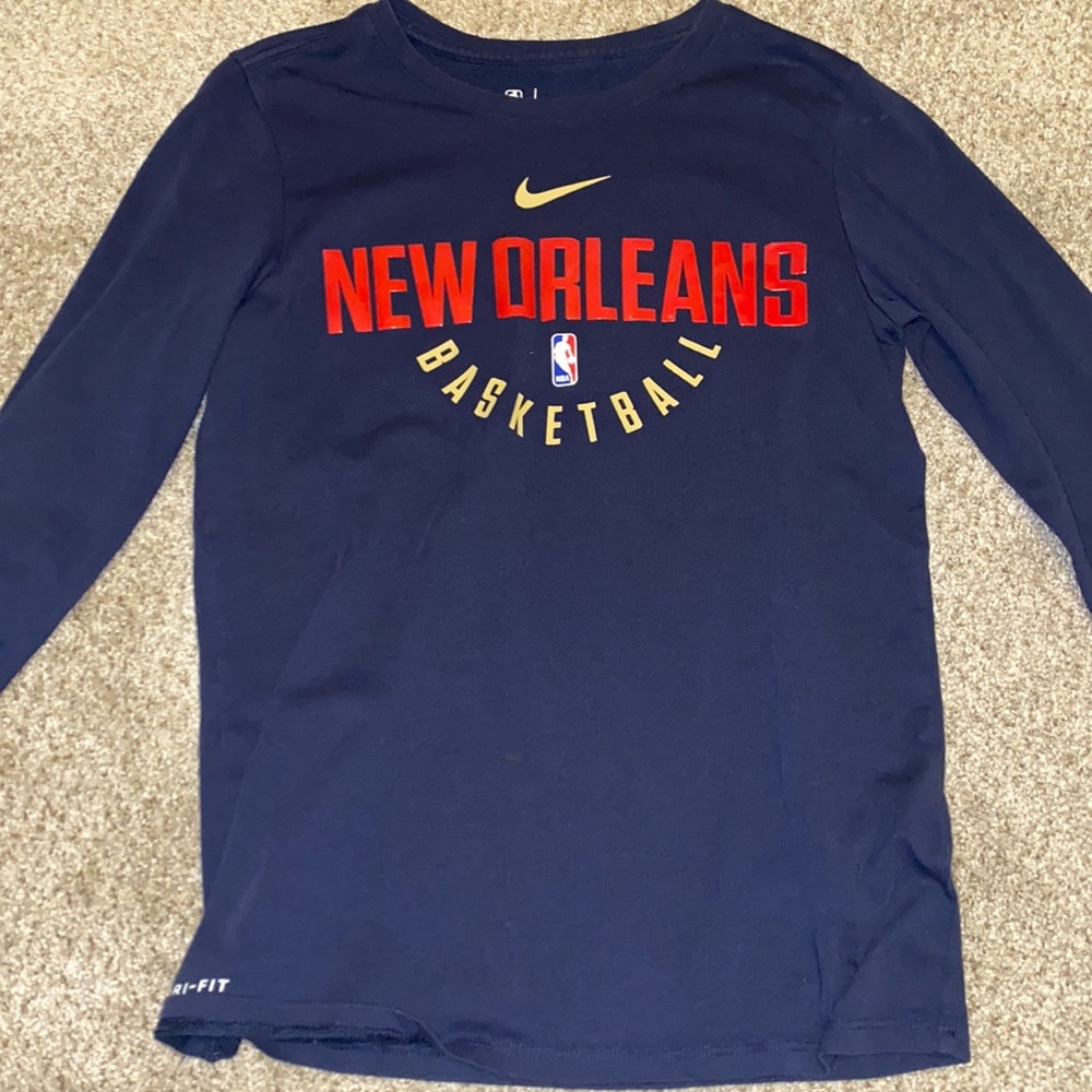 Long sleeve New Orleans basketball tshirt